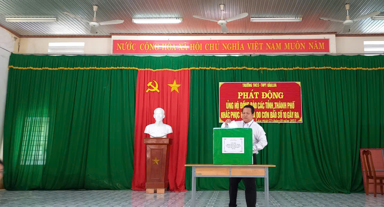 Lễ phát động ủng hộ đồng bào các tỉnh, thành phố khắc phục hậu quả do ảnh hưởng bởi cơn bão số 10